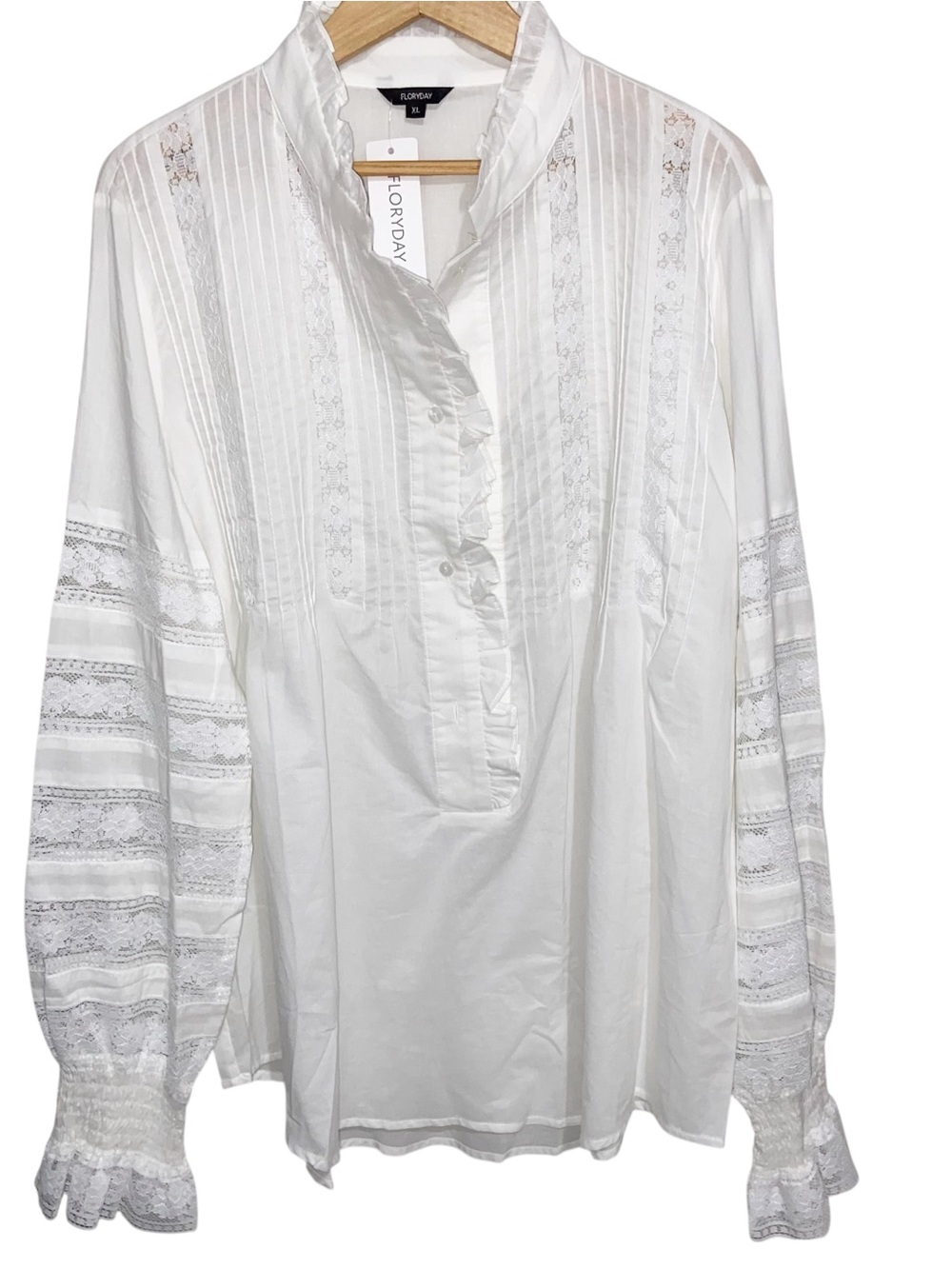 Floryday Shirt Womens XL White Lace Pleated Cottagecore Pirate Victorian New